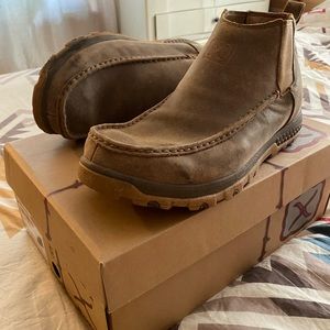 Mens twisted x driving mocs. Size 11W.
